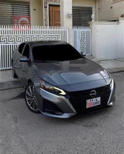 نيسان ألتيما